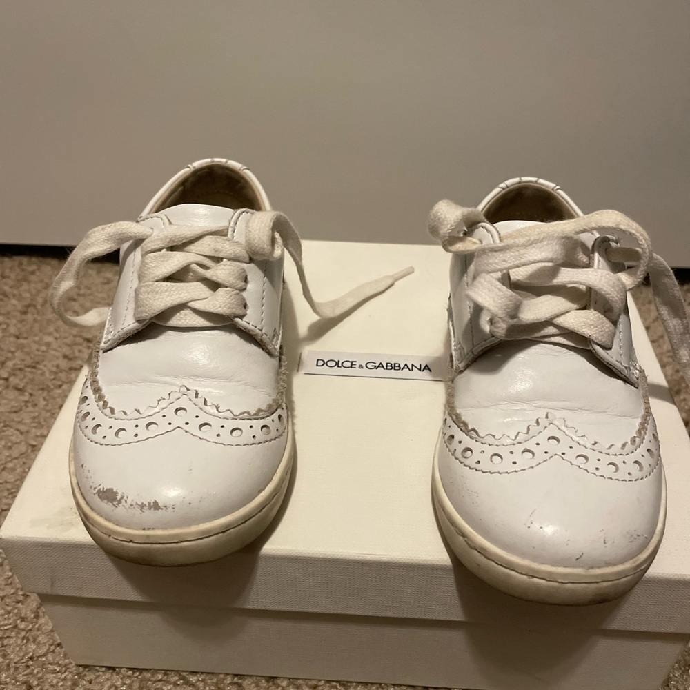 Bunde D&G Shoes 6.5 (22) and 7.5 (24).